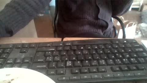 Snapshot of pup_y chatting on November 16, 9:59 am pup_y online show from November 16, 9:59 am