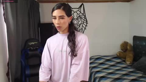 Cris online show from April 14, 5:41 pm