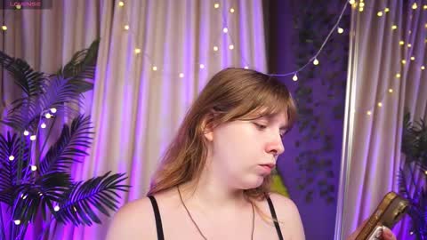 Snapshot of pure_dirt chatting on September 10, 5:51 am constant schedule Wednesday Friday Saturday Sunday The Rosemarie online show from September 10, 5:51 am