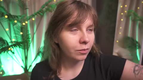 constant schedule Wednesday  Friday  Saturday  Sunday  The Rosemarie online show from December 20, 5:36 am