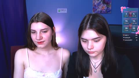 Snapshot of pure_radiance chatting on December 23, 12:41 pm Ask me3 online show from December 23, 12:41 pm