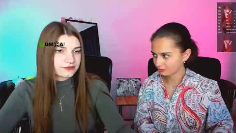 Snapshot of pure_radiance chatting on October 16, 12:50 pm Ask me3 online show from October 16, 12:50 pm