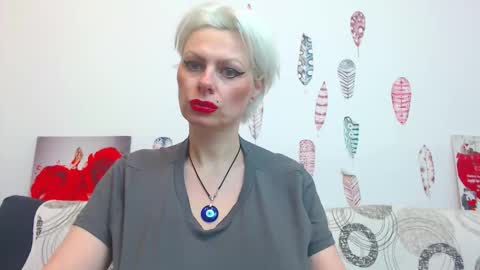 Goldie online show from February 23, 1:58 am