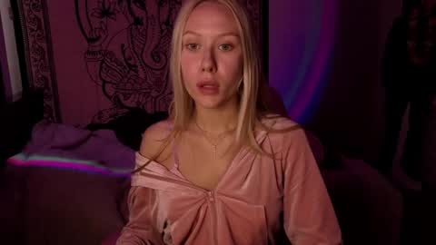 Megan online show from April 7, 2:06 pm