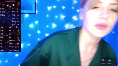 Snapshot of puremiraclealis chatting on January 26, 5:23 pm Alicia online show from January 26, 5:23 pm