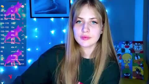 Snapshot of puremiraclealis chatting on March 2, 5:14 pm Alicia online show from March 2, 5:14 pm