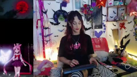Snapshot of purplekattlyn chatting on May 28, 7:27 am purplekattlyn online show from May 28, 7:27 am