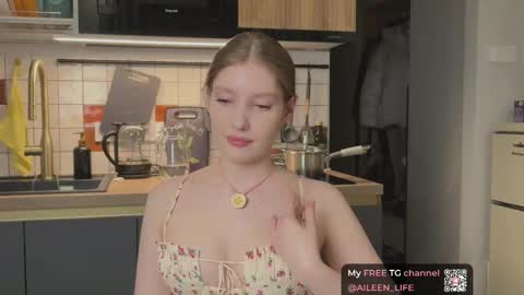 Aileen online show from December 4, 7:11 pm