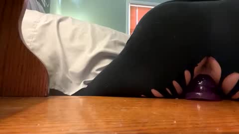 Snapshot of pusspat chatting on November 19, 5:57 pm pusspat online show from November 19, 5:57 pm