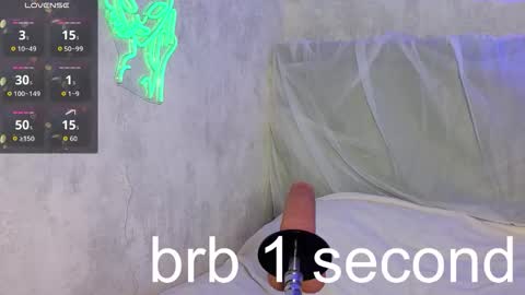 Snapshot of pussy_asmr chatting on September 27, 6:13 pm Monica online show from September 27, 6:13 pm