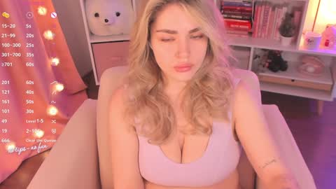 kat follow  online show from December 22, 6:06 am