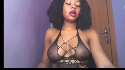 stella online show from March 4, 7:14 am