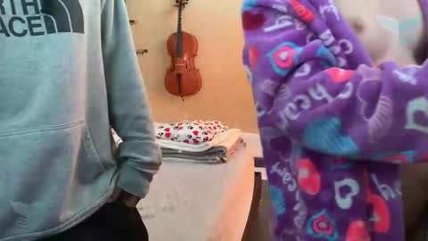 Isis ana Alan online show from February 4, 12:22 pm