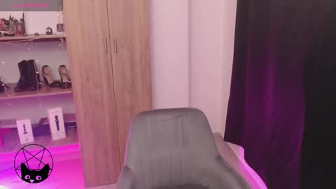 Mari online show from March 23, 1:31 am