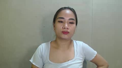 Snapshot of pussycathxxx chatting on March 8, 8:11 am cathy online show from March 8, 8:11 am