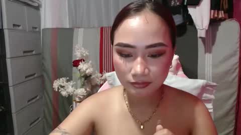 Snapshot of pussycathxxx chatting on December 2, 6:36 pm cathy online show from December 2, 6:36 pm