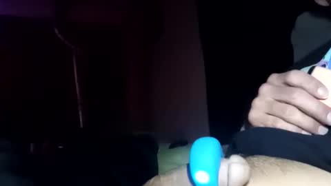 Snapshot of pussyluver420kik909587 chatting on November 3, 6:14 am Pussyluver420 online show from November 3, 6:14 am