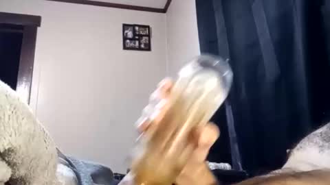 Snapshot of pussyluver420kik909587 chatting on November 6, 5:36 pm Pussyluver420 online show from November 6, 5:36 pm