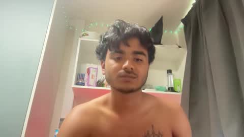 Snapshot of qosmo123 chatting on May 6, 6:41 am qosmo123 online show from May 6, 6:41 am