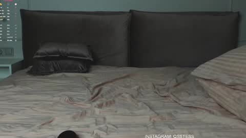 Snapshot of qsstess chatting on February 28, 9:36 am Ana online show from February 28, 9:36 am