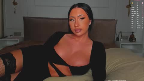 Snapshot of qsstess chatting on September 17, 11:39 pm Ana online show from September 17, 11:39 pm