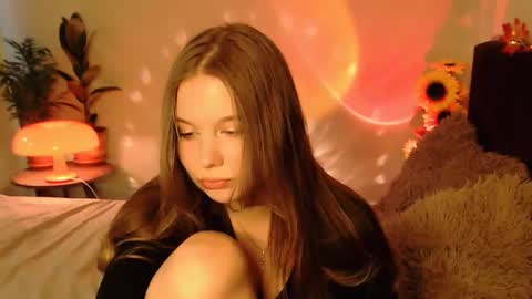 Ariel online show from October 31, 1:01 pm