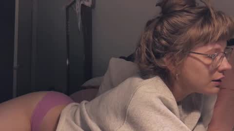    online show from December 2, 4:20 pm