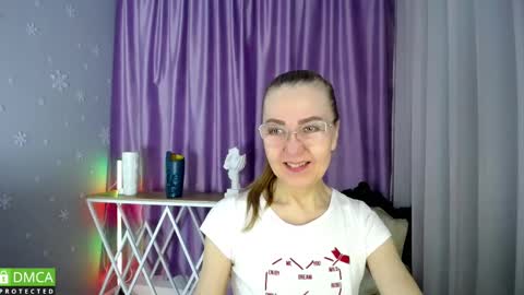 Snapshot of queen_a_n_i chatting on February 10, 7:15 am A N I Ill be here on December 1st online show from February 10, 7:15 am