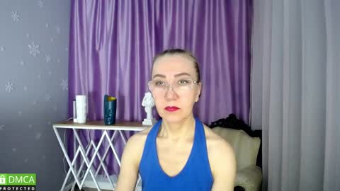 Snapshot of queen_a_n_i chatting on February 11, 10:59 am A N I Ill be here on December 1st online show from February 11, 10:59 am