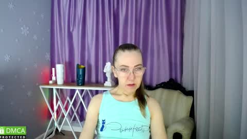 Snapshot of queen_a_n_i chatting on February 27, 7:34 am A N I Ill be here on December 1st online show from February 27, 7:34 am