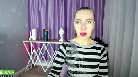 Snapshot of queen_a_n_i chatting on March 5, 6:33 am A N I Ill be here on December 1st online show from March 5, 6:33 am