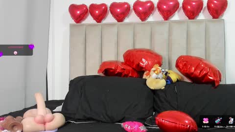 Snapshot of queen_antonella_oficial chatting on February 3, 11:31 am QUEEN ANTONELLA online show from February 3, 11:31 am