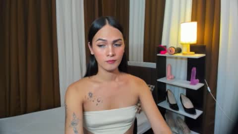 Snapshot of queen_dyosa chatting on October 28, 5:22 am Queen Dyosa online show from October 28, 5:22 am