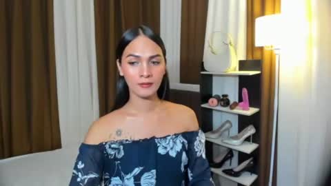 Snapshot of queen_dyosa chatting on November 19, 5:13 pm Queen Dyosa online show from November 19, 5:13 pm