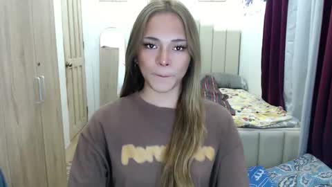 shawny online show from April 12, 2:38 am