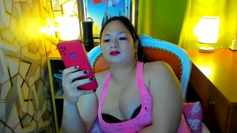 Snapshot of queen_lexie chatting on March 9, 1:15 pm queen_lexie online show from March 9, 1:15 pm