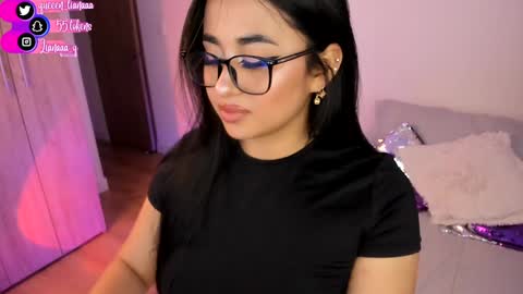 Snapshot of queen_liana chatting on January 10, 5:26 am Liana  online show from January 10, 5:26 am