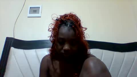 Snapshot of queen_wow2 chatting on October 11, 10:03 am queen online show from October 11, 10:03 am