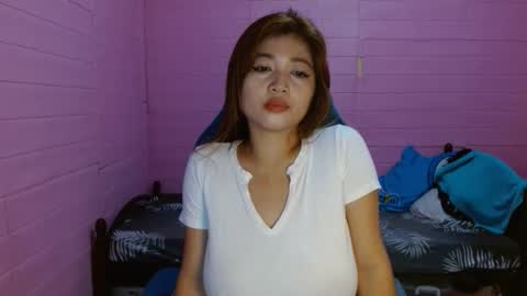 queen online show from October 4, 8:45 am