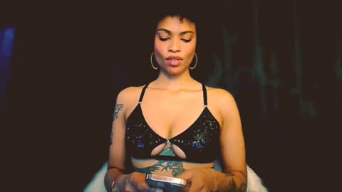 Sweet Goddess online show from November 19, 10:10 pm