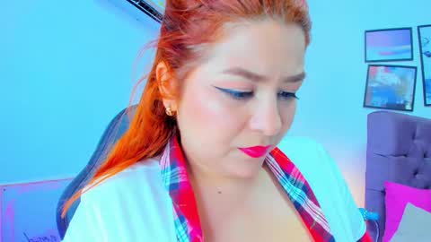 Queen online show from November 18, 6:23 pm