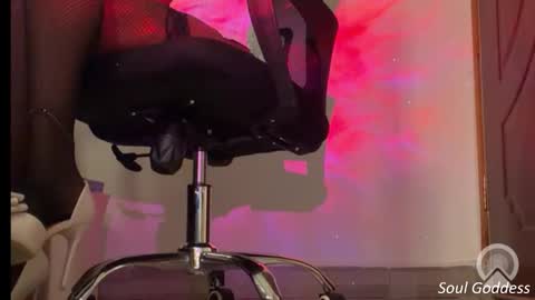 Snapshot of queenmaheliya chatting on December 14, 8:57 pm queenmaheliya online show from December 14, 8:57 pm