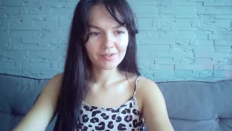 Snapshot of queenofmodels chatting on November 6, 8:48 am QueenOfModels online show from November 6, 8:48 am