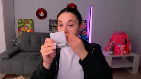 Patricia online show from November 27, 12:51 pm