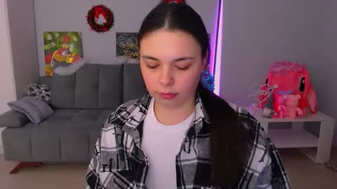 Snapshot of queenofthesense chatting on January 15, 9:36 am Patricia online show from January 15, 9:36 am