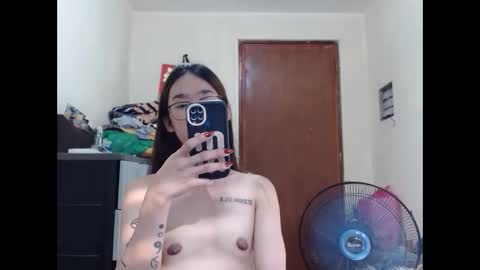 Snapshot of queenpaulaxx chatting on October 25, 7:05 am Paula watson online show from October 25, 7:05 am