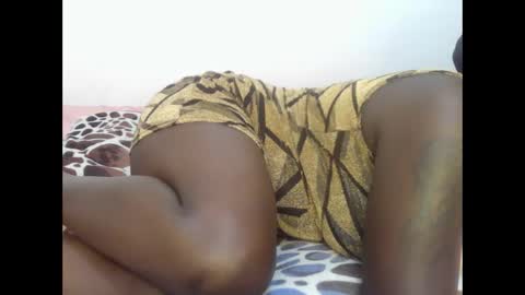 Snapshot of queentalishaa chatting on October 16, 9:21 am queentalishaa online show from October 16, 9:21 am