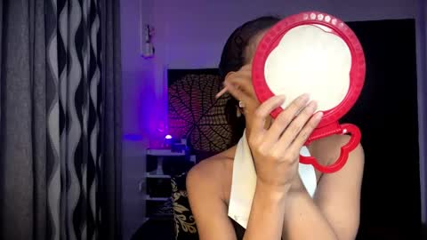 ValentinaMoone online show from December 22, 6:05 pm