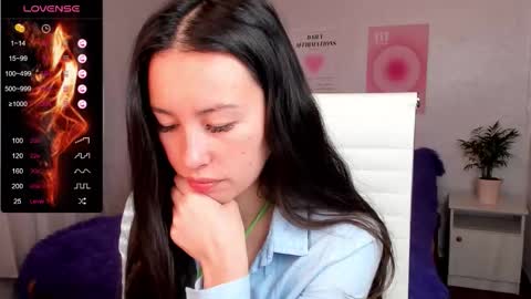 Snapshot of queitsharm_ chatting on September 20, 5:19 am Anna online show from September 20, 5:19 am