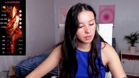 Snapshot of queitsharm_ chatting on October 8, 5:38 am Anna online show from October 8, 5:38 am